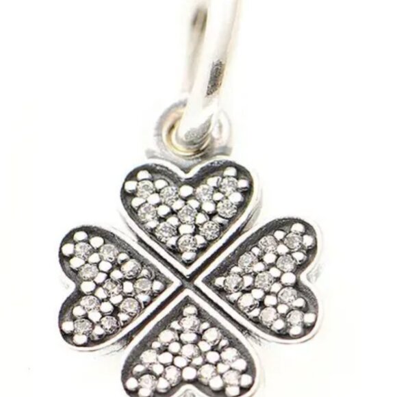 Sterling Silver Pandora Lucky in Love Shamrock Pendant - Picture 1 of 1